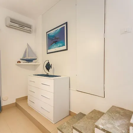 Blue Marine Villa Macari